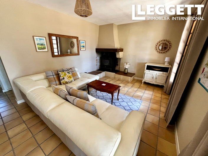 Image No.3-4 Bed House for sale