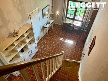 ahr0chm6ly9jzg4uagvzdglhlmltbw8vaw1hz2uvvevom