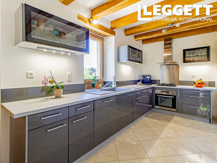 Image No.3-5 Bed House for sale