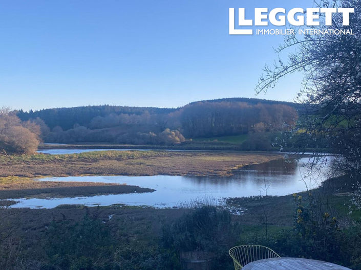 Image No.6-5 Bed House for sale