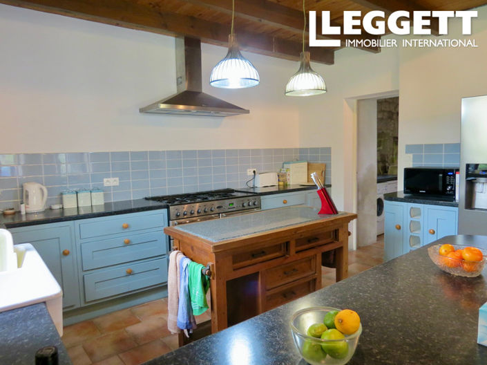 Image No.2-3 Bed House for sale