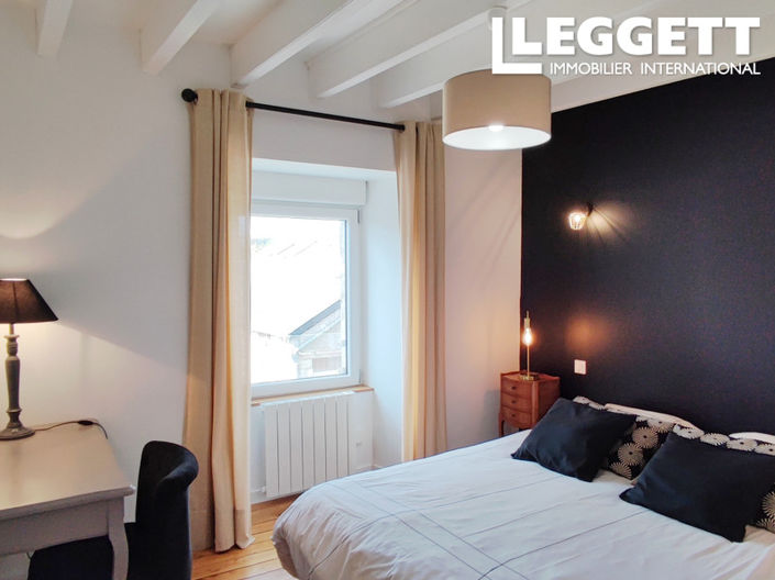 Image No.3-3 Bed House for sale