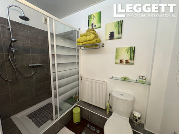 ahr0chm6ly9jzg4uagvzdglhlmltbw8vaw1hz2uvvevom