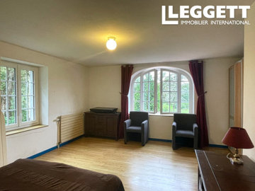 ahr0chm6ly9jzg4uagvzdglhlmltbw8vaw1hz2uvvevom