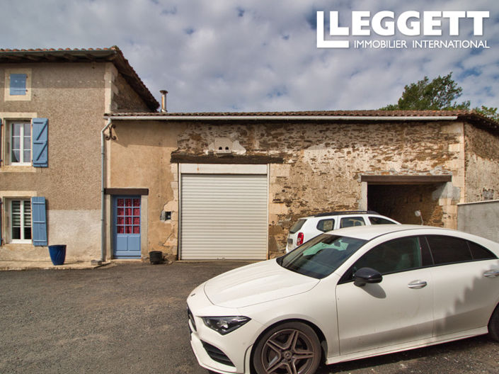 Image No.10-3 Bed House for sale