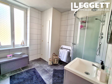 ahr0chm6ly9jzg4uagvzdglhlmltbw8vaw1hz2uvvevom