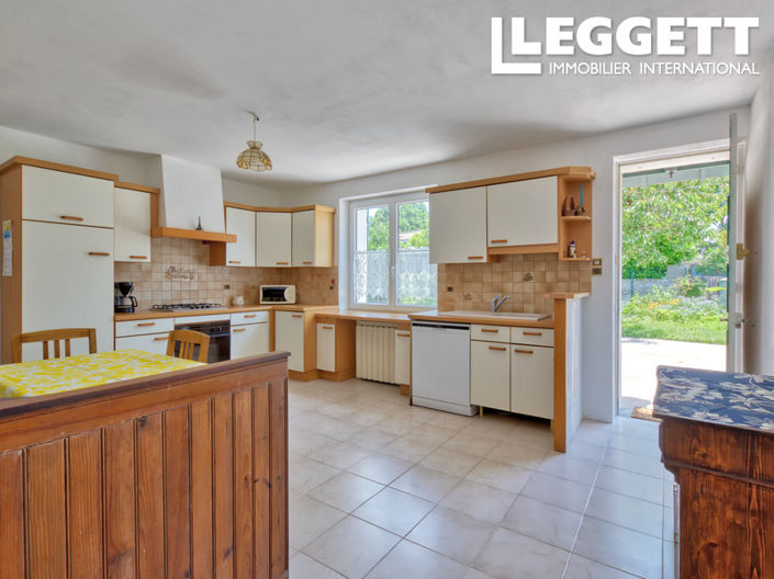 Image No.5-3 Bed House for sale