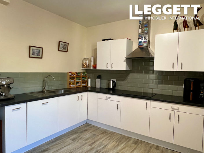 Image No.7-3 Bed House for sale