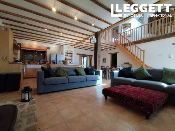 Image No.5-10 Bed House for sale