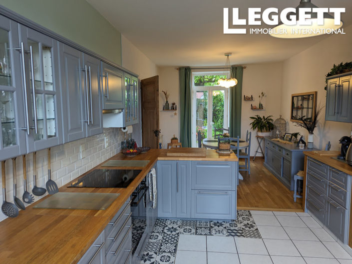 Image No.5-6 Bed House for sale