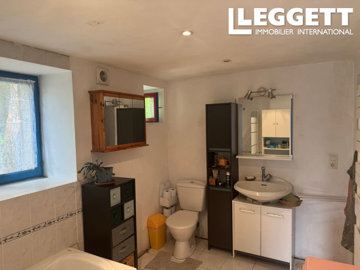 ahr0chm6ly9jzg4uagvzdglhlmltbw8vaw1hz2uvvevom