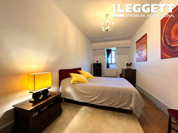 ahr0chm6ly9jzg4uagvzdglhlmltbw8vaw1hz2uvvevom