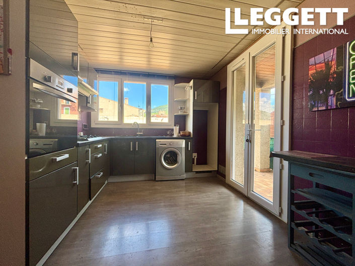 Image No.6-4 Bed House for sale