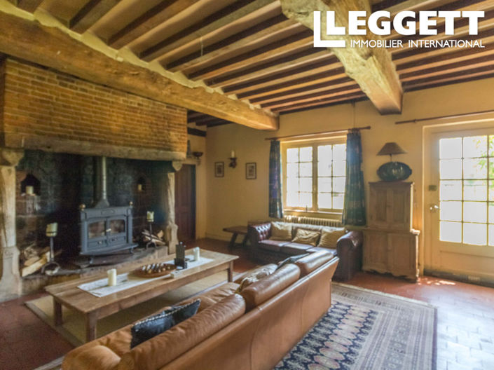 Image No.10-7 Bed House for sale