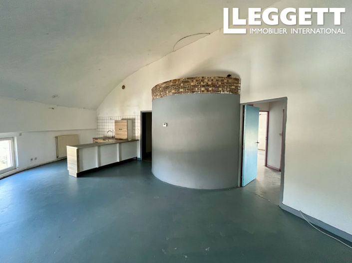 Image No.8-House for sale