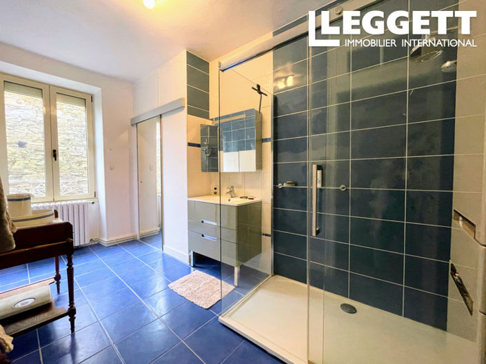 Image No.5-5 Bed House for sale