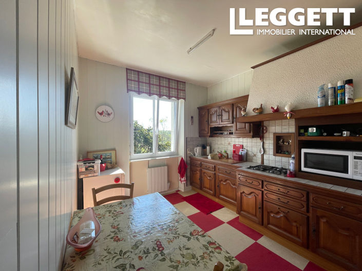 Image No.6-2 Bed House for sale