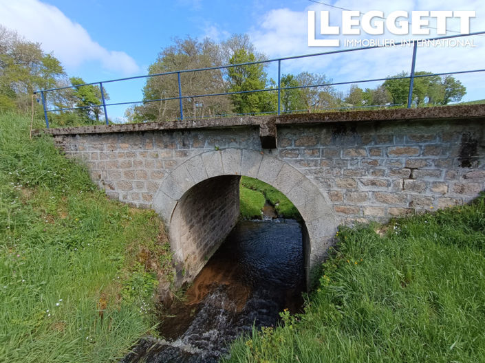 Image No.6-4 Bed House for sale