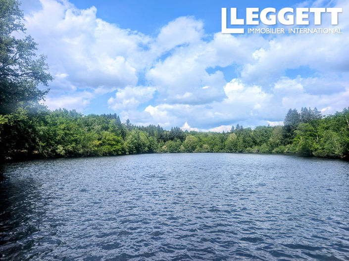 Image No.4-1 Bed Land for sale