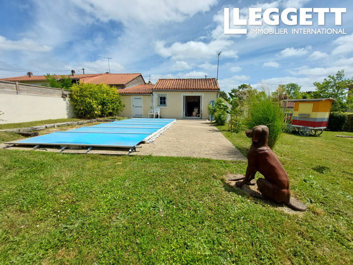 Image No.3-3 Bed House for sale