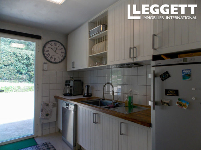 Image No.4-5 Bed House for sale