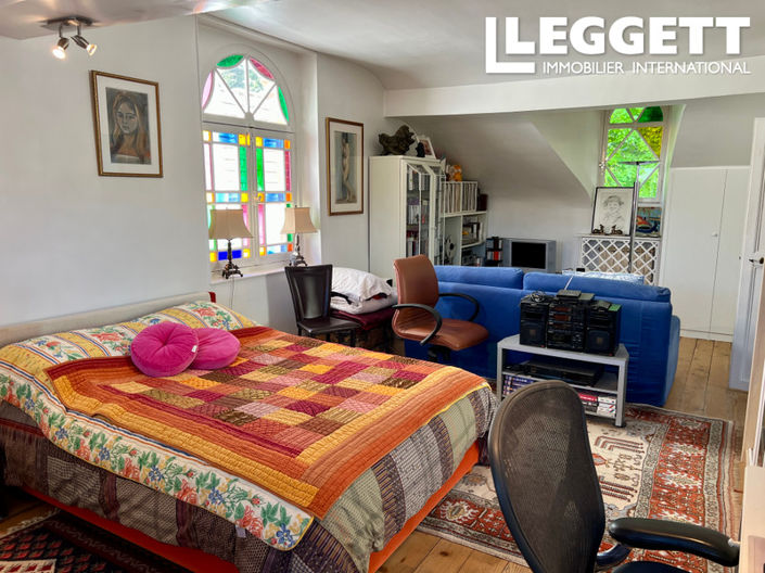 Image No.9-4 Bed House for sale