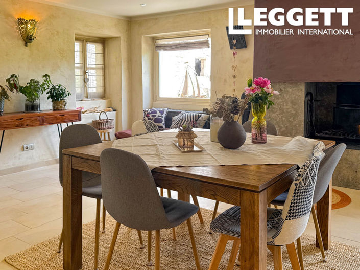 Image No.8-3 Bed House for sale