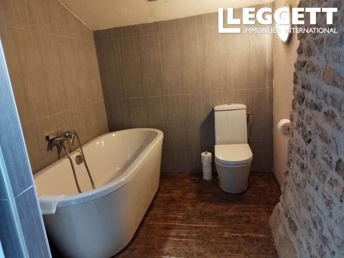 Image No.7-3 Bed House for sale