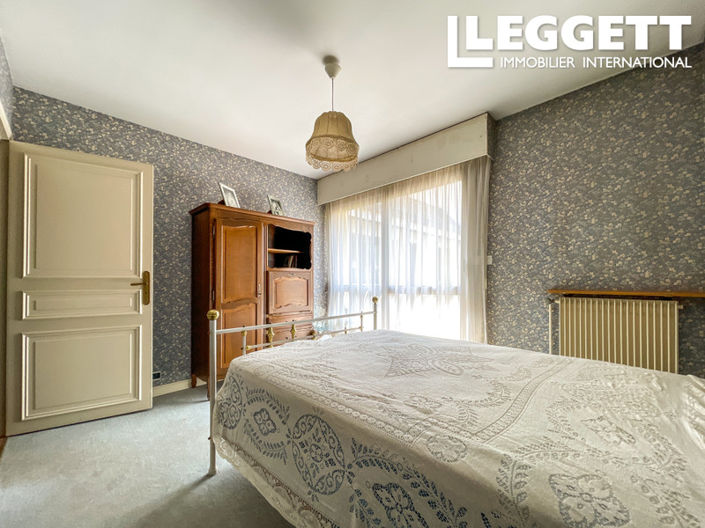 Image No.9-4 Bed House for sale