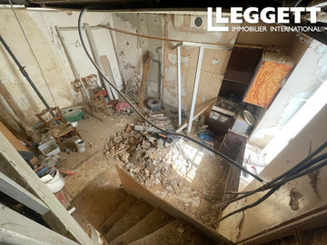 ahr0chm6ly9jzg4uagvzdglhlmltbw8vaw1hz2uvvevom