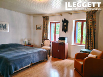 ahr0chm6ly9jzg4uagvzdglhlmltbw8vaw1hz2uvvevom