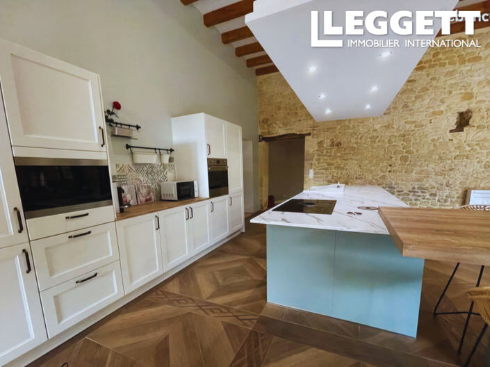 Image No.8-4 Bed House for sale