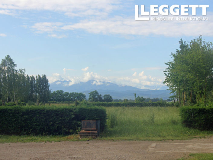 Image No.10-6 Bed House for sale