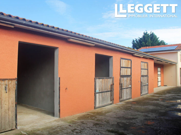 Image No.7-6 Bed House for sale