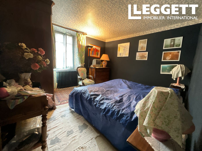 Image No.10-3 Bed House for sale