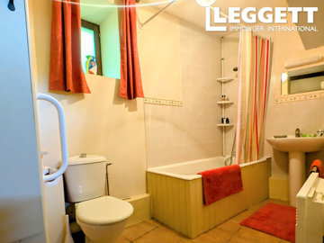 ahr0chm6ly9jzg4uagvzdglhlmltbw8vaw1hz2uvvevom