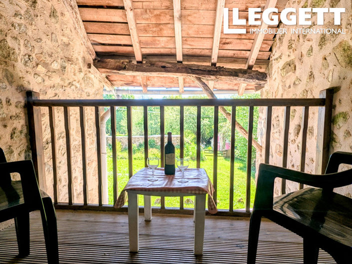 Image No.8-3 Bed House for sale