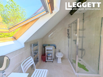 ahr0chm6ly9jzg4uagvzdglhlmltbw8vaw1hz2uvvevom