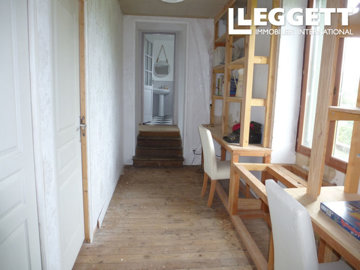 ahr0chm6ly9jzg4uagvzdglhlmltbw8vaw1hz2uvvevom