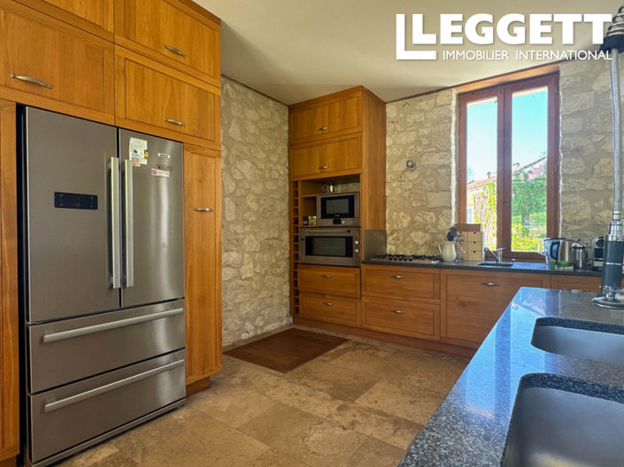 Image No.8-4 Bed House for sale