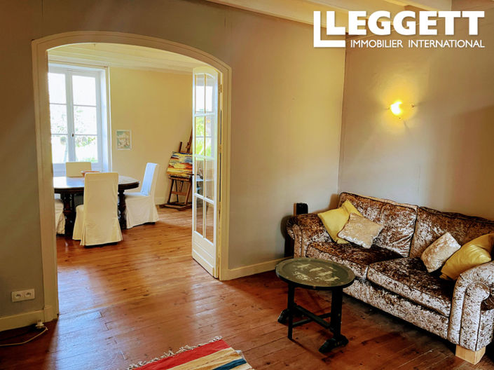 Image No.6-4 Bed House for sale