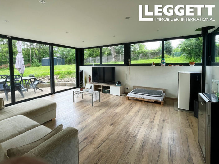 Image No.5-2 Bed House for sale