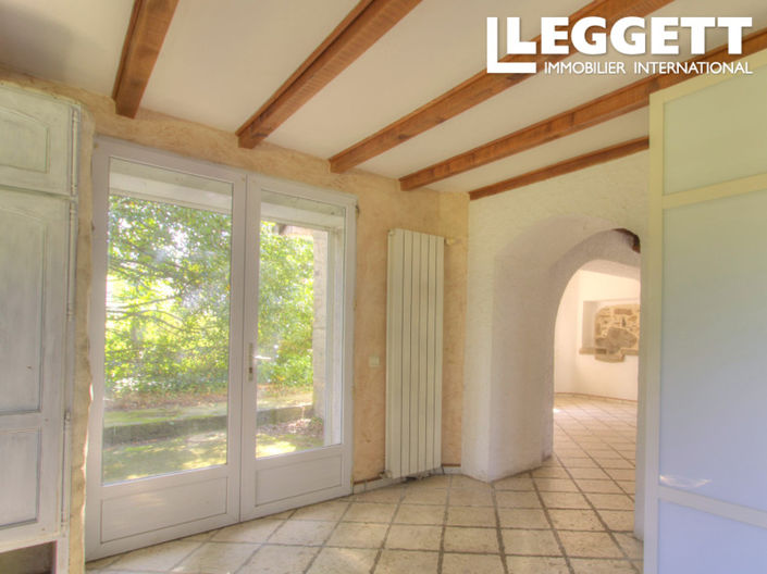 Image No.6-4 Bed House for sale