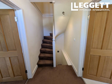 ahr0chm6ly9jzg4uagvzdglhlmltbw8vaw1hz2uvvevom