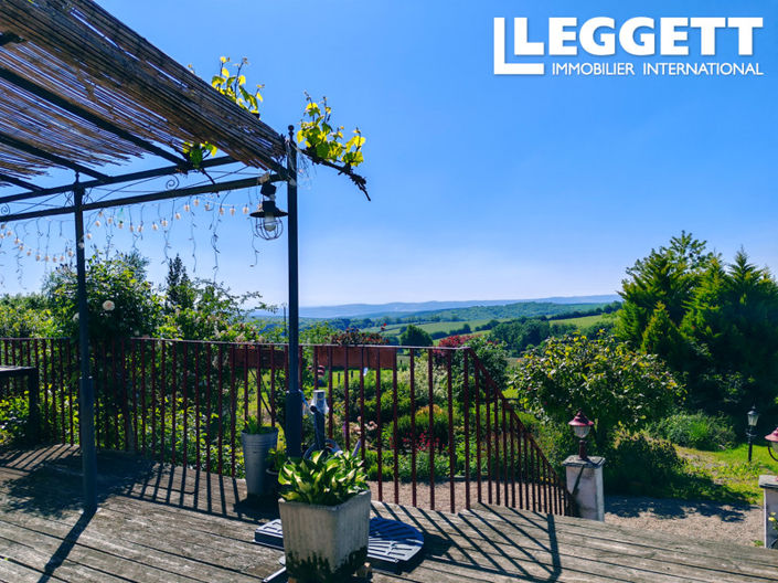 Image No.3-8 Bed Commercial for sale