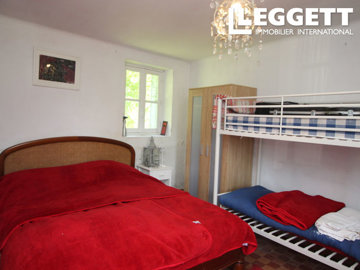 ahr0chm6ly9jzg4uagvzdglhlmltbw8vaw1hz2uvvevom