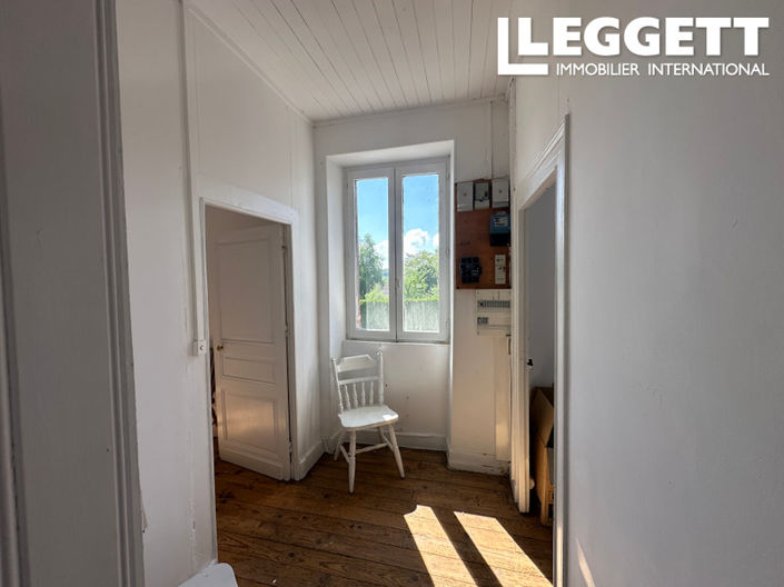 Image No.6-3 Bed House for sale