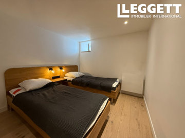 ahr0chm6ly9jzg4uagvzdglhlmltbw8vaw1hz2uvvevom