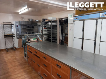 ahr0chm6ly9jzg4uagvzdglhlmltbw8vaw1hz2uvvevom