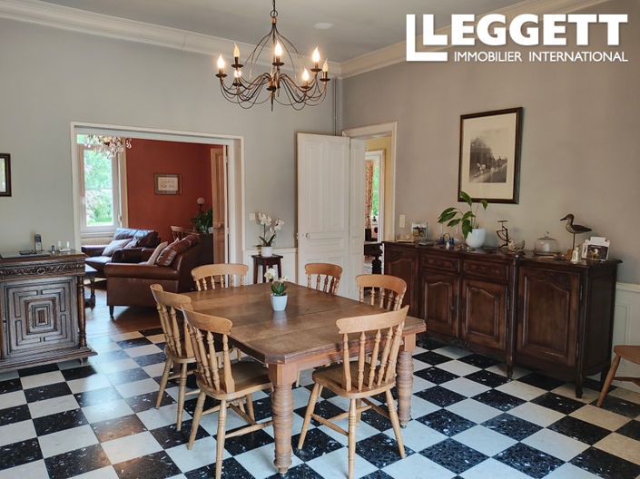 Image No.5-6 Bed House for sale